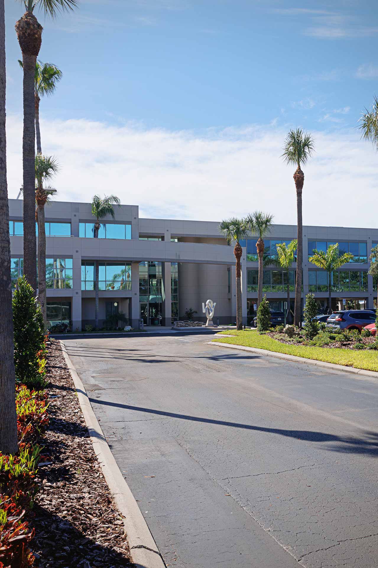 Exterior shot of the Munoz & Company, CPA Clearwater office
